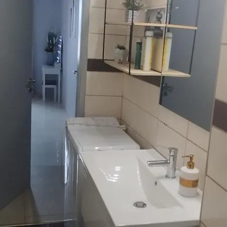 Apartment μercy Piraeus